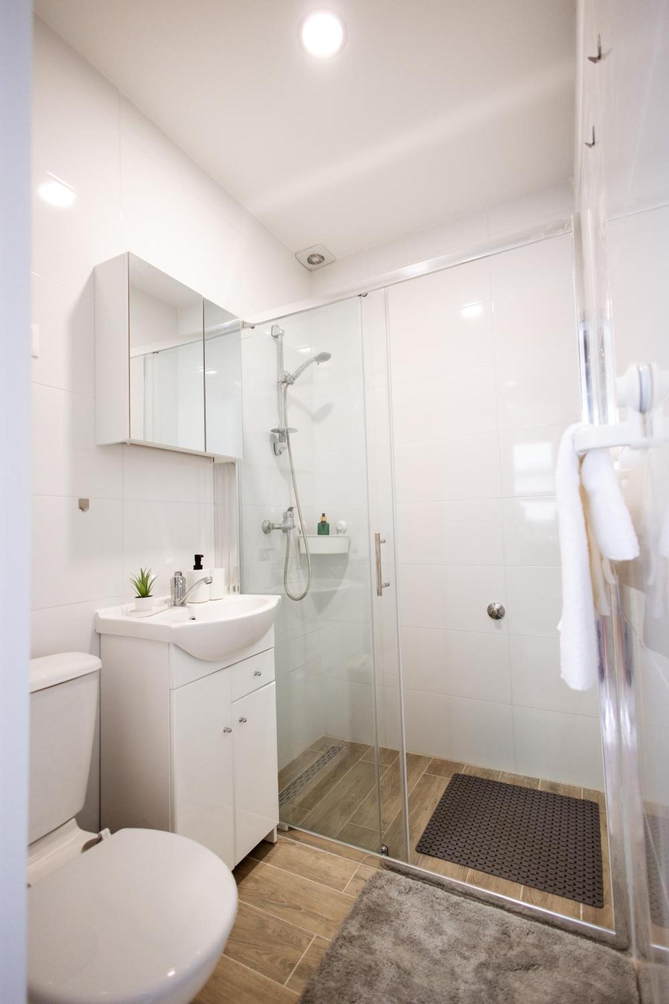 Cozy Studio Apartment In Osijek - Self Check In Luaran gambar
