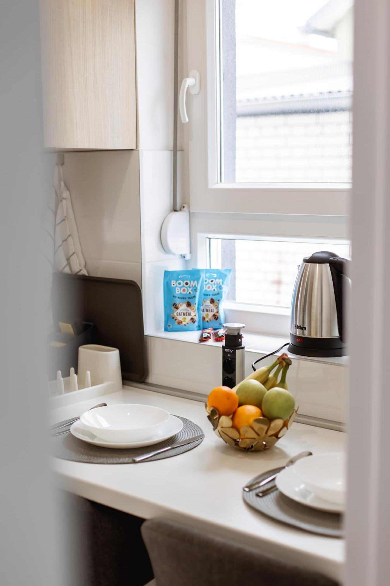 Cozy Studio Apartment In Osijek - Self Check In Luaran gambar