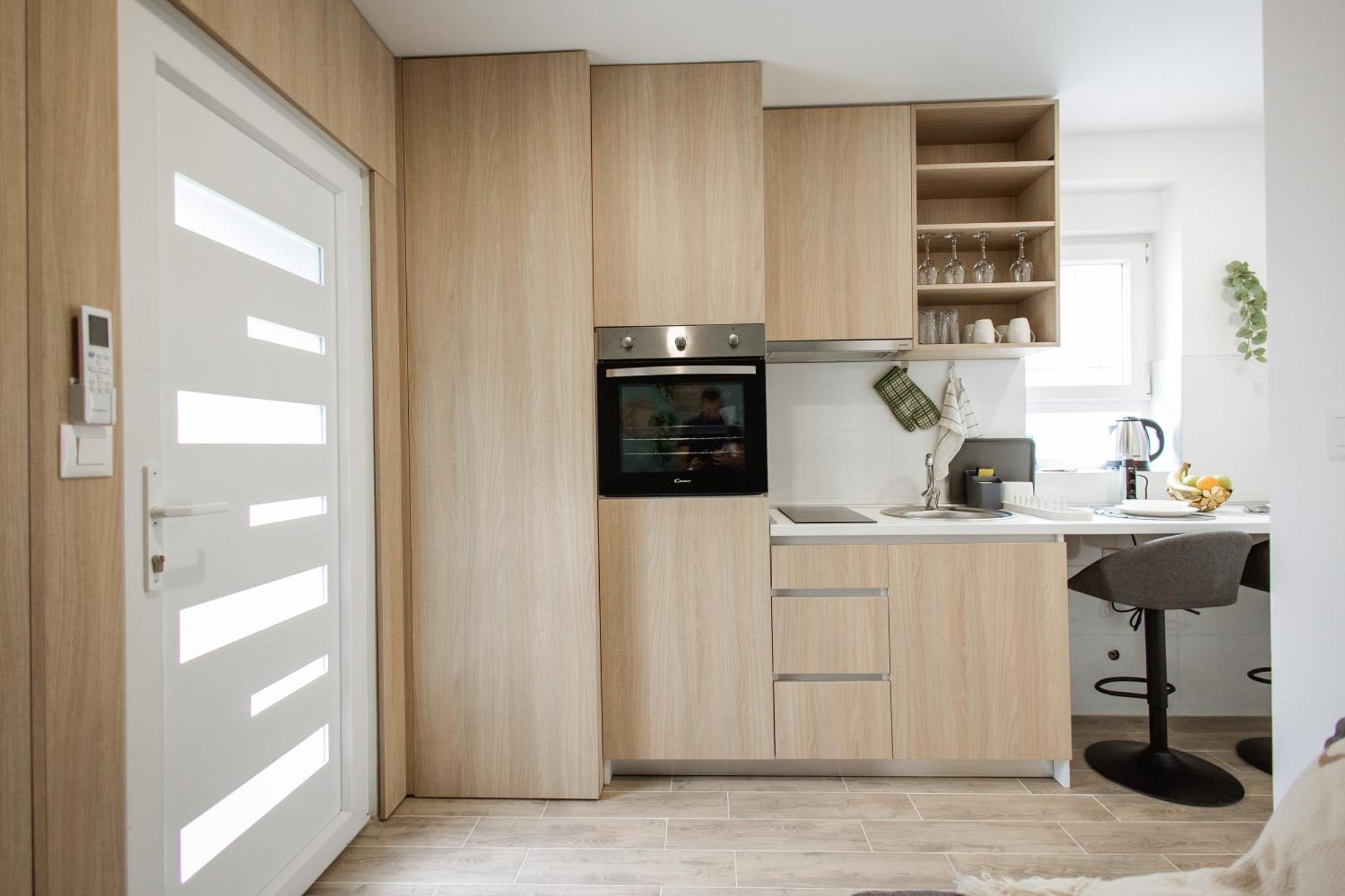 Cozy Studio Apartment In Osijek - Self Check In Luaran gambar