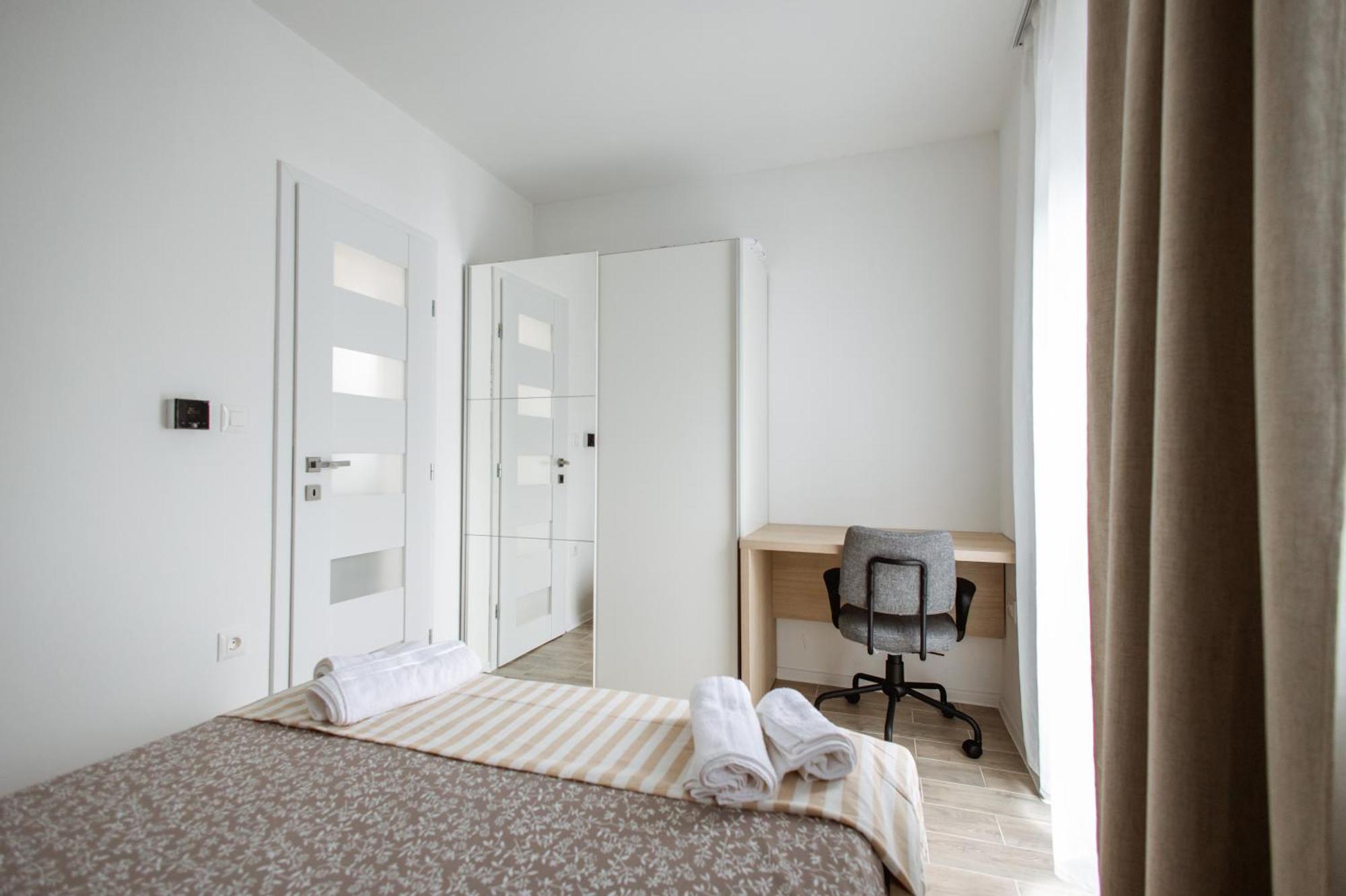 Cozy Studio Apartment In Osijek - Self Check In Luaran gambar