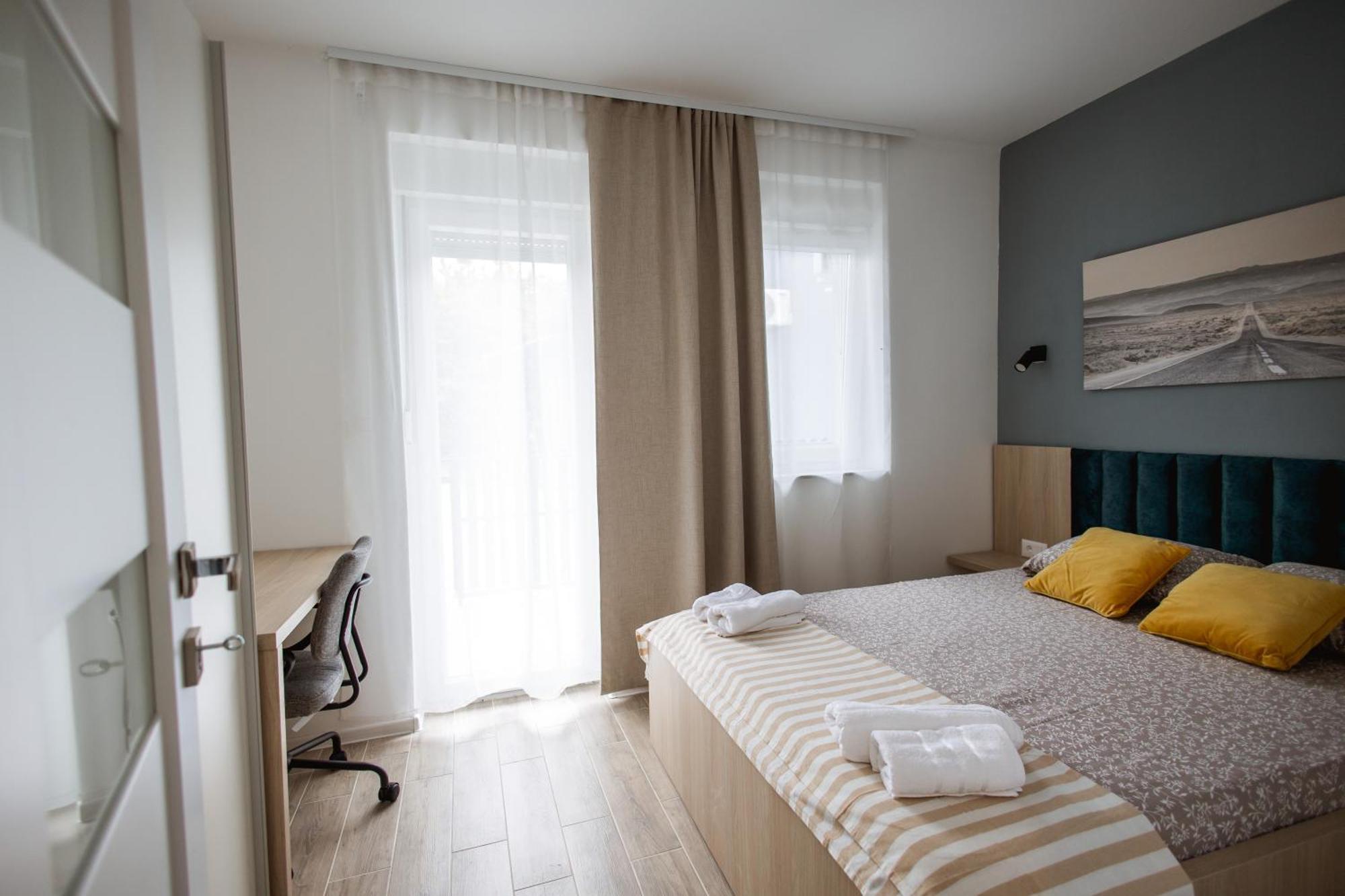 Cozy Studio Apartment In Osijek - Self Check In Luaran gambar